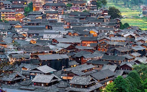 马尔康6种常见的外墙仿石漆施工工艺！